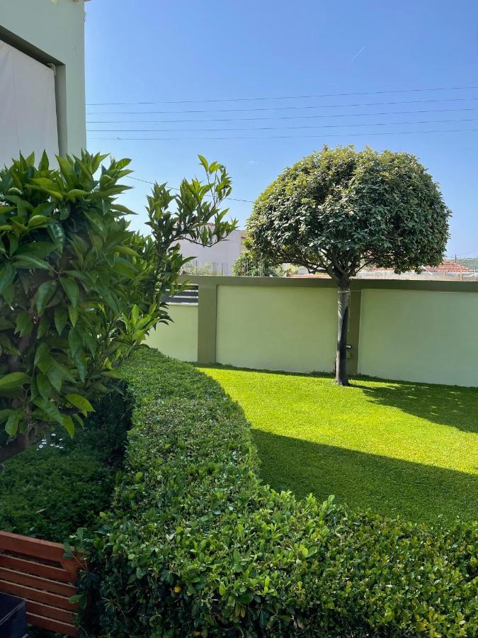 Pall'S Minimal Apartment Néa Péramos Dış mekan fotoğraf