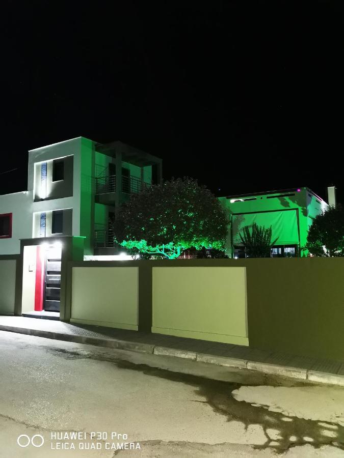 Pall'S Minimal Apartment Néa Péramos Dış mekan fotoğraf